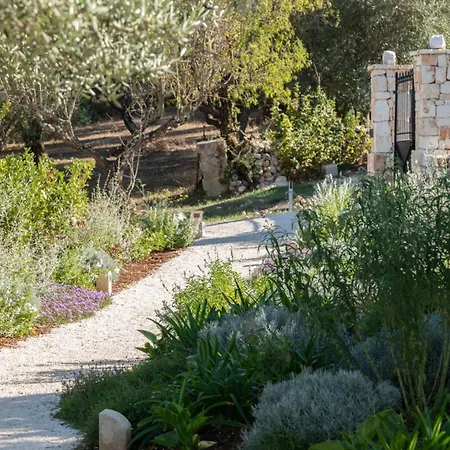 Villa Trulli Otto Cappelli - Exclusive Trulli
